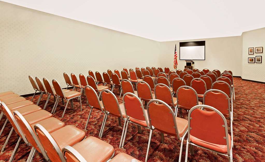 Howard Johnson By Wyndham Lexington Facilities photo